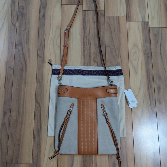 NWT! Tory Burch Moto Swingpack Canvas Crossbody Bag In Natural $498 - Picture 1 of 16